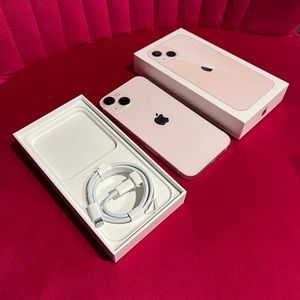 iPhone 13, 128GB, Midnight - Unlocked with charger, Mfi cable & SIM Pin ejector